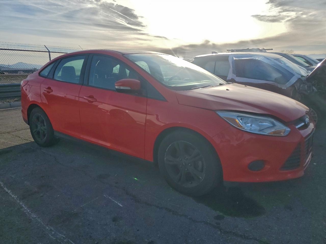 2013 FORD FOCUS SE photo 4