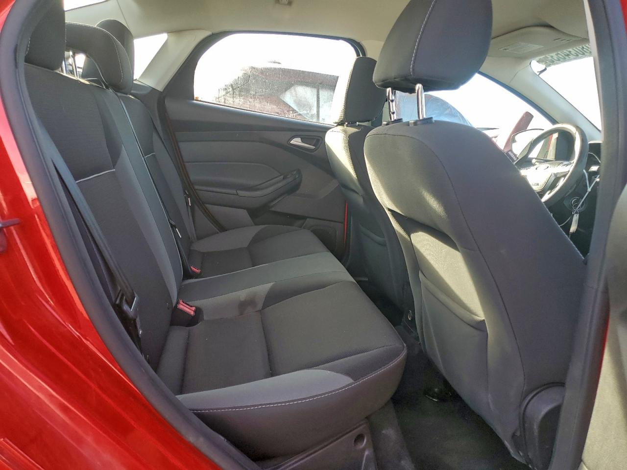 2013 FORD FOCUS SE photo 10