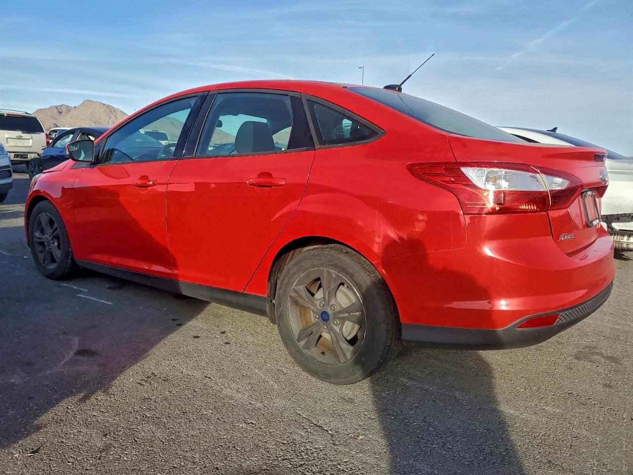 2013 FORD FOCUS SE photo 2