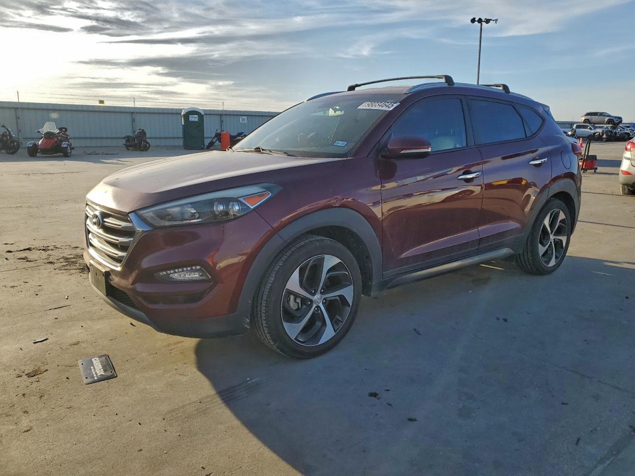 2016 HYUNDAI TUCSON