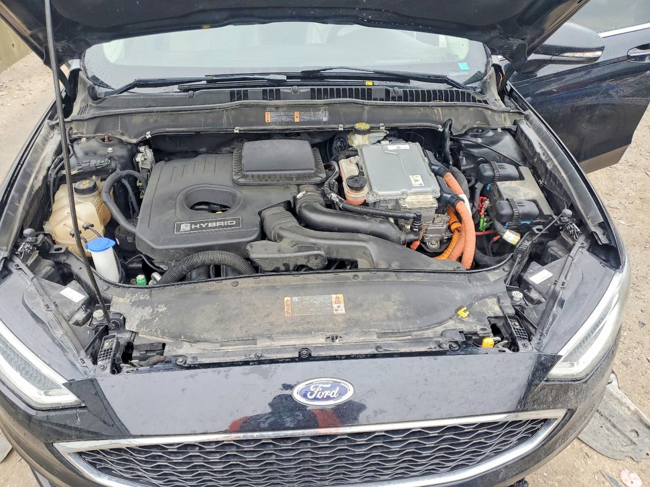 2018 FORD FUSION TITANIUM/PLATINUM HEV photo 11