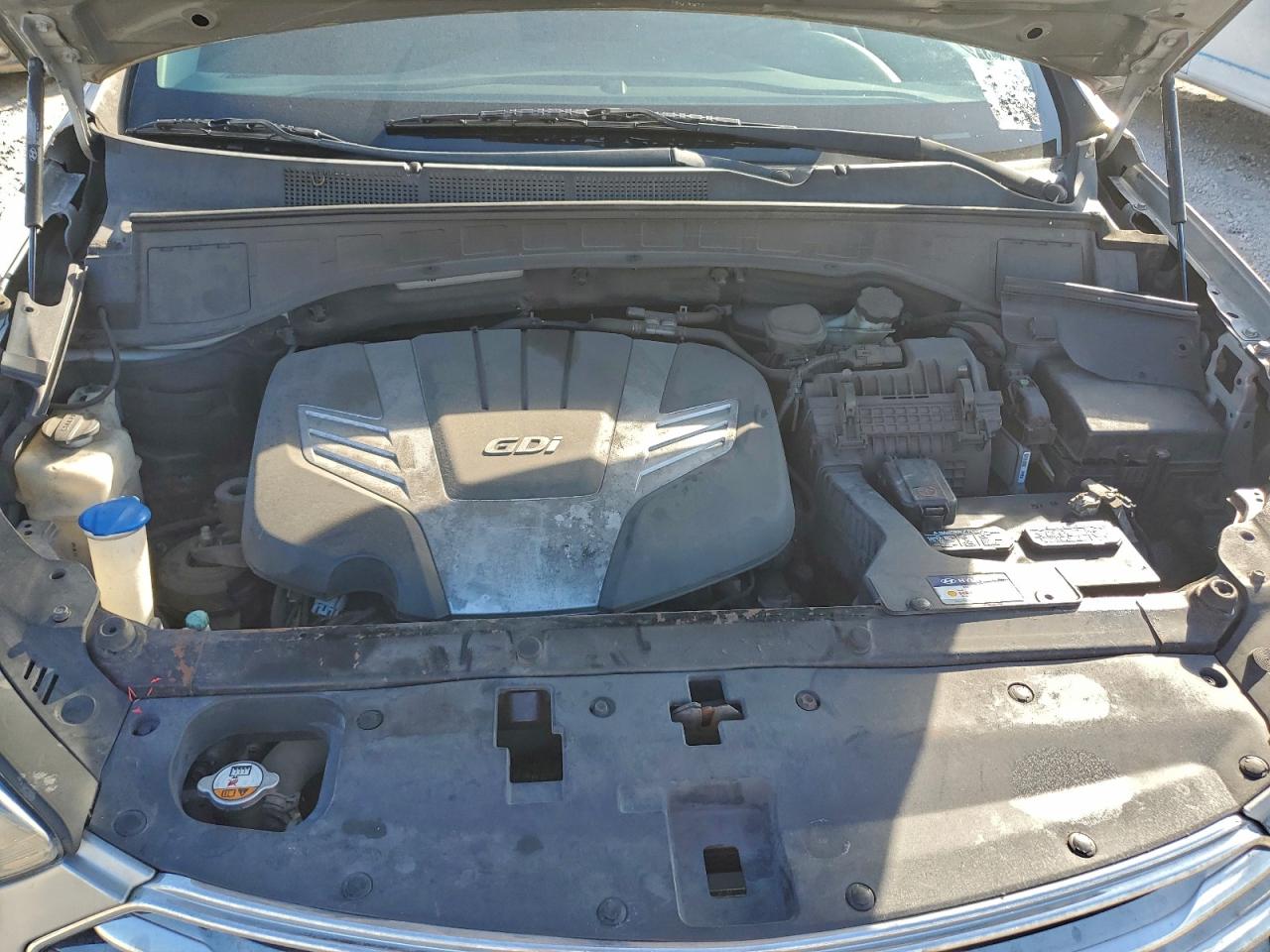 2016 HYUNDAI SANTA FE SE photo 12