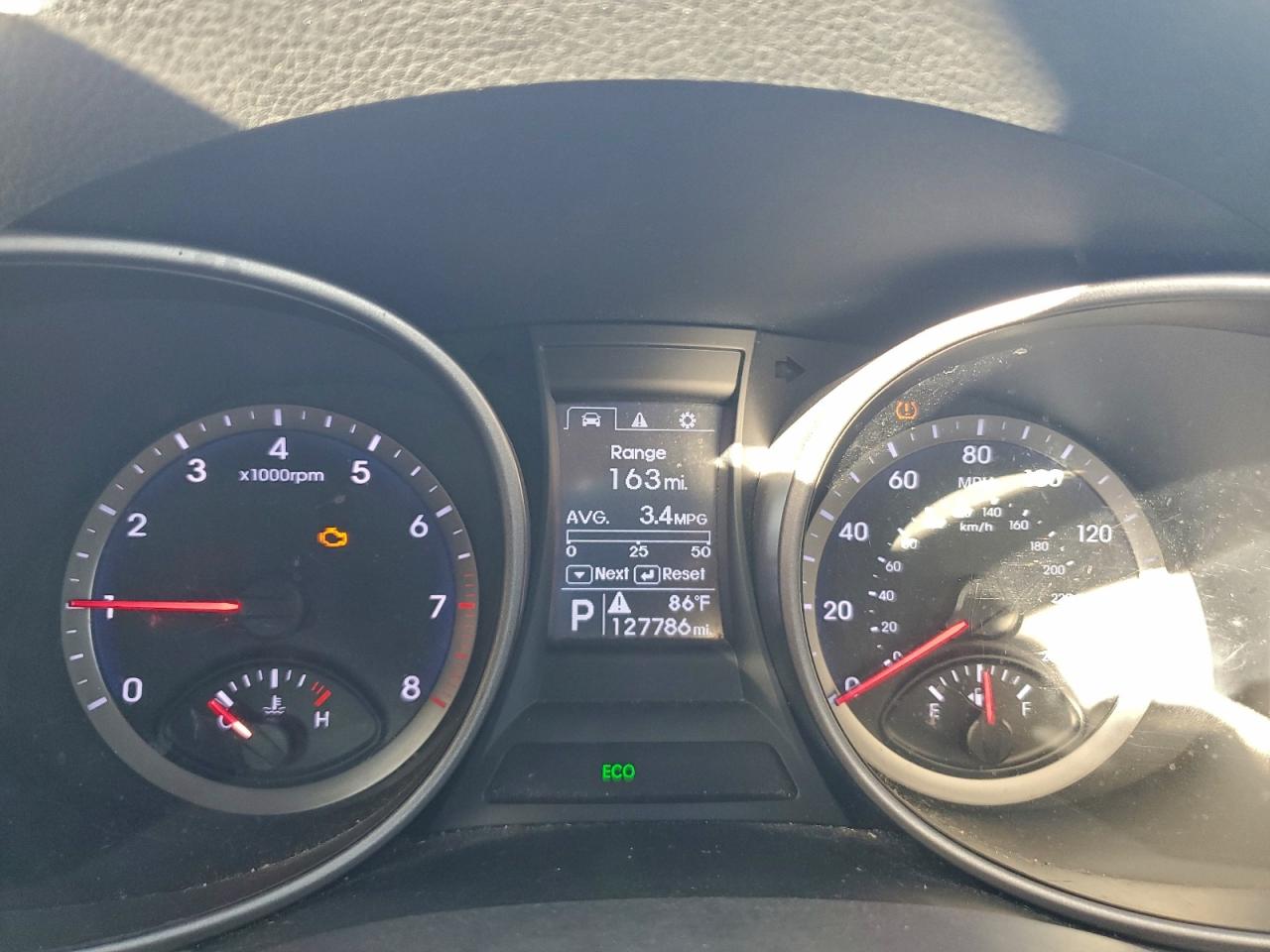 2016 HYUNDAI SANTA FE SE photo 9