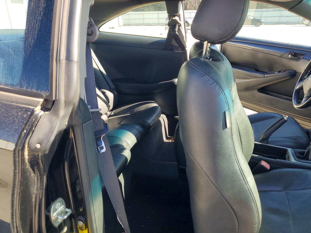 2004 TOYOTA CAMRY SOLARA SE photo 10