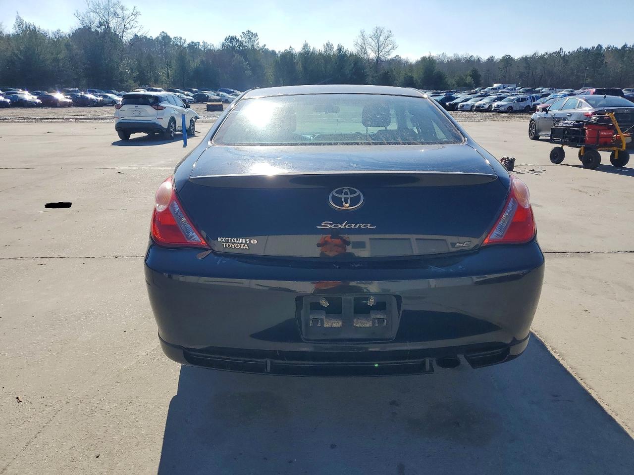 2004 TOYOTA CAMRY SOLARA SE photo 6