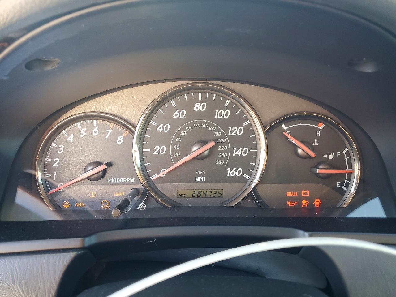 2004 TOYOTA CAMRY SOLARA SE photo 9