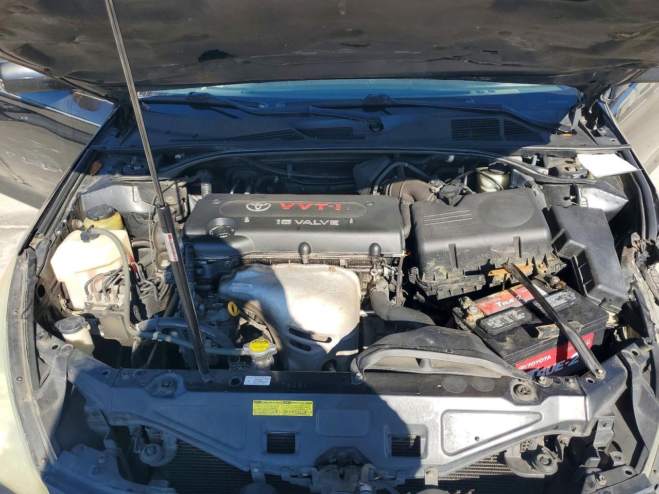2004 TOYOTA CAMRY SOLARA SE photo 11