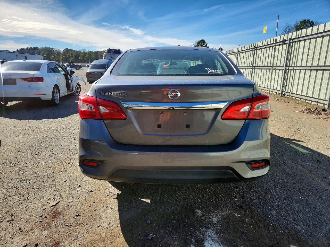 2017 NISSAN SENTRA S photo 6