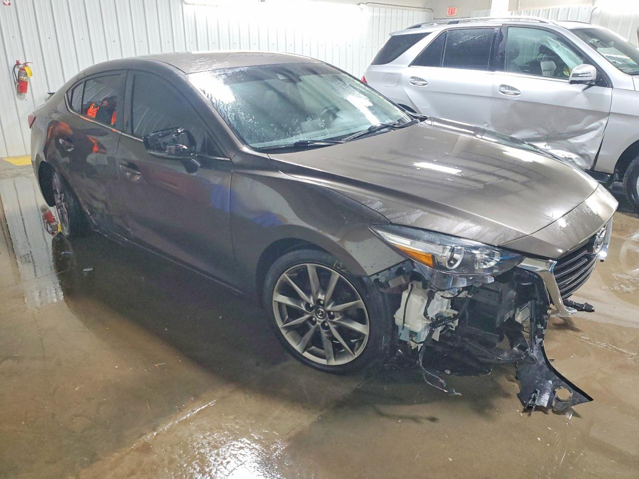 2018 MAZDA 3 TOURING photo 4