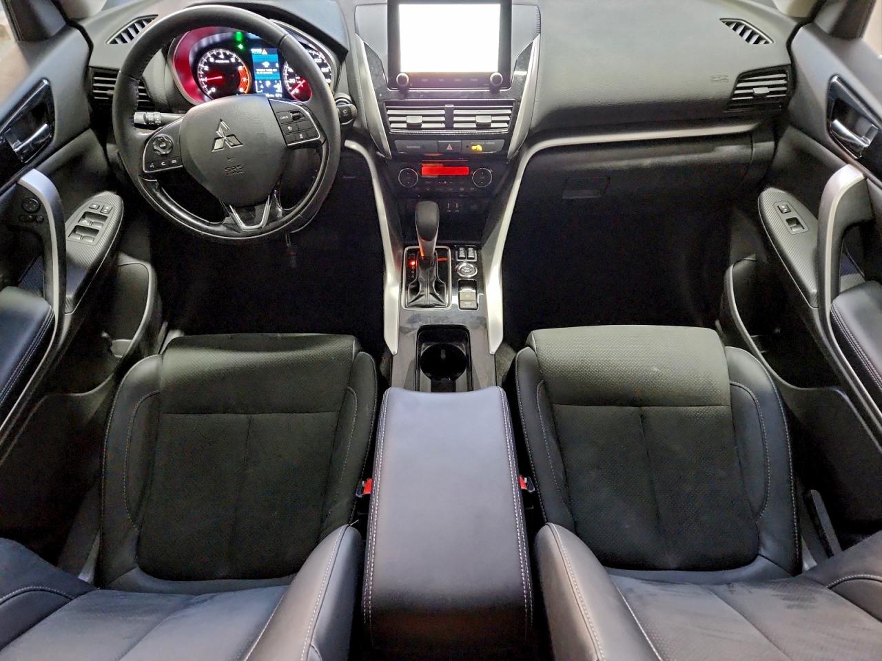 2025 MITSUBISHI ECLIPSE CROSS SE photo 15