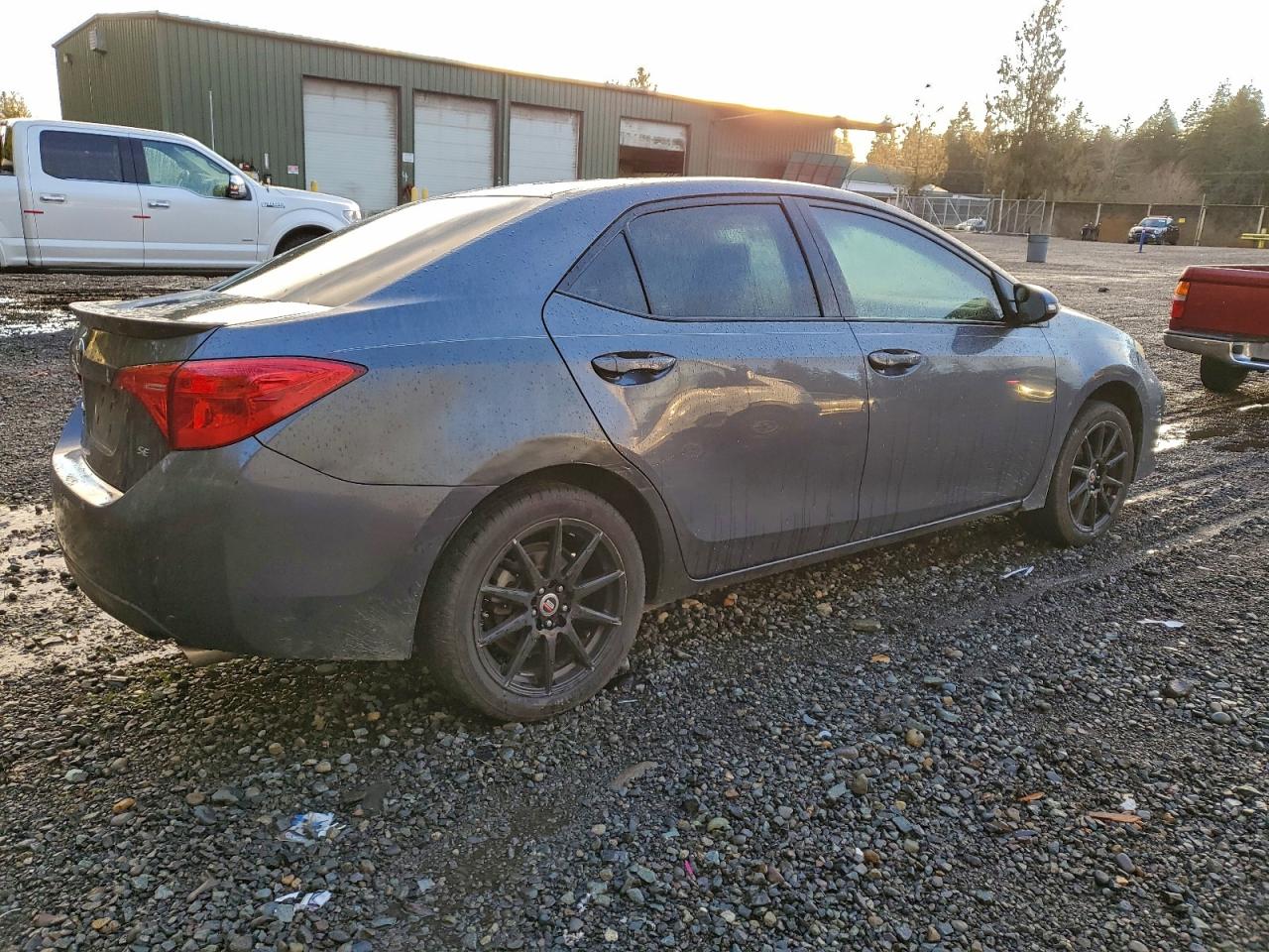 2018 TOYOTA COROLLA L photo 5
