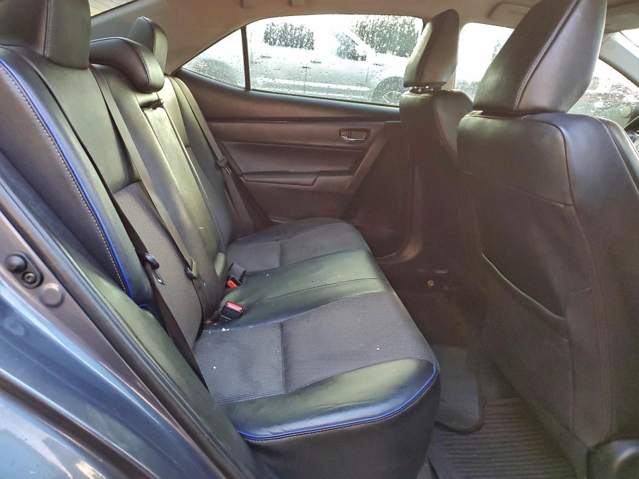 2018 TOYOTA COROLLA L photo 19