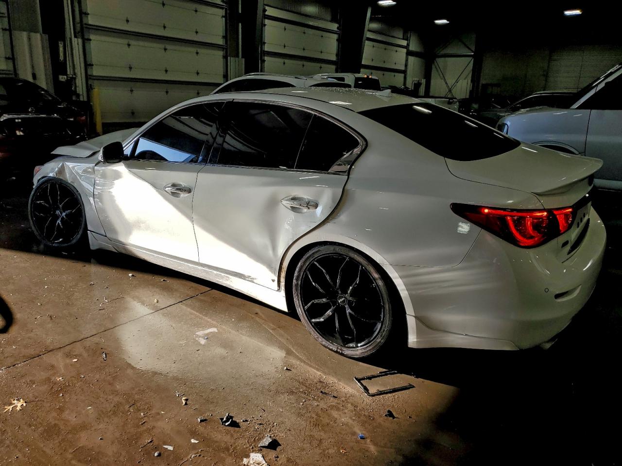 2015 INFINITI Q50 BASE photo 2