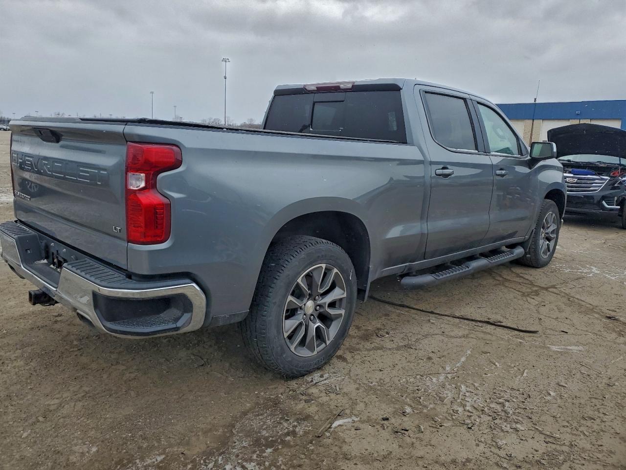 2021 CHEVROLET SILVERADO K1500 LT photo 3