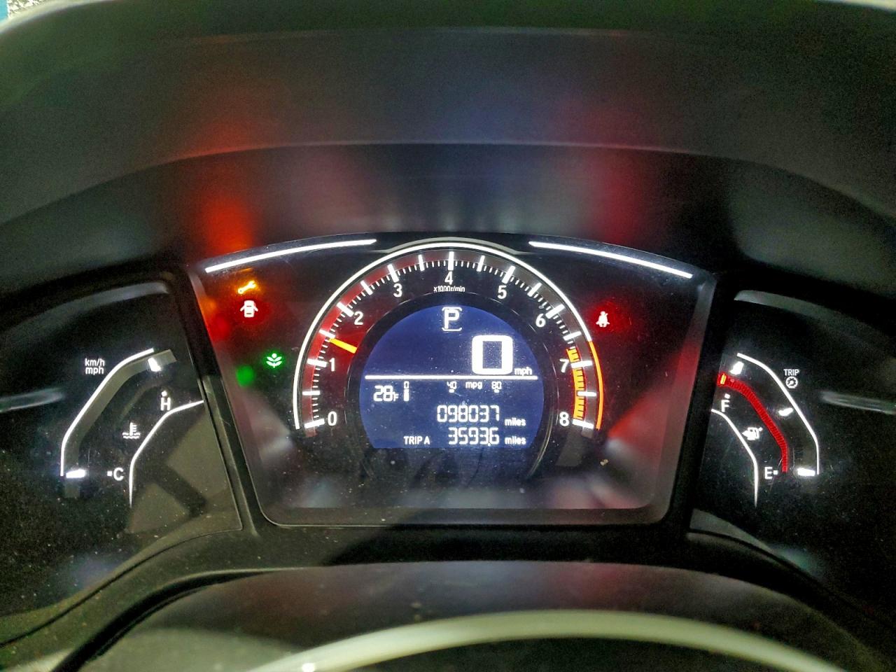 2017 HONDA CIVIC LX photo 9