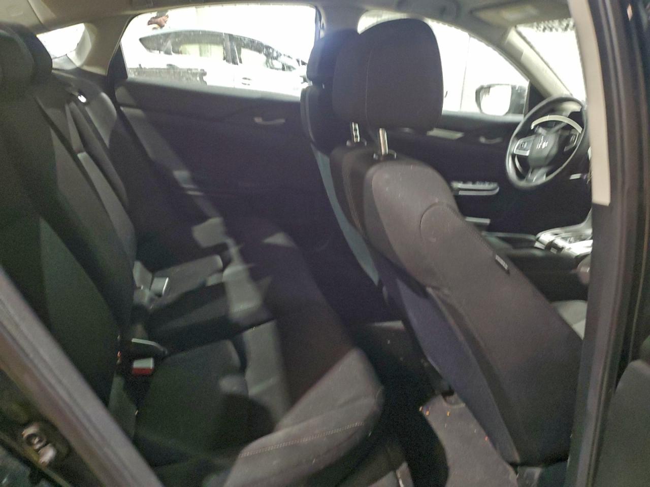 2017 HONDA CIVIC LX photo 10