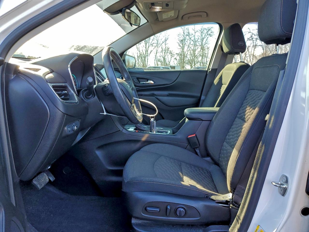 2018 CHEVROLET EQUINOX LT photo 19