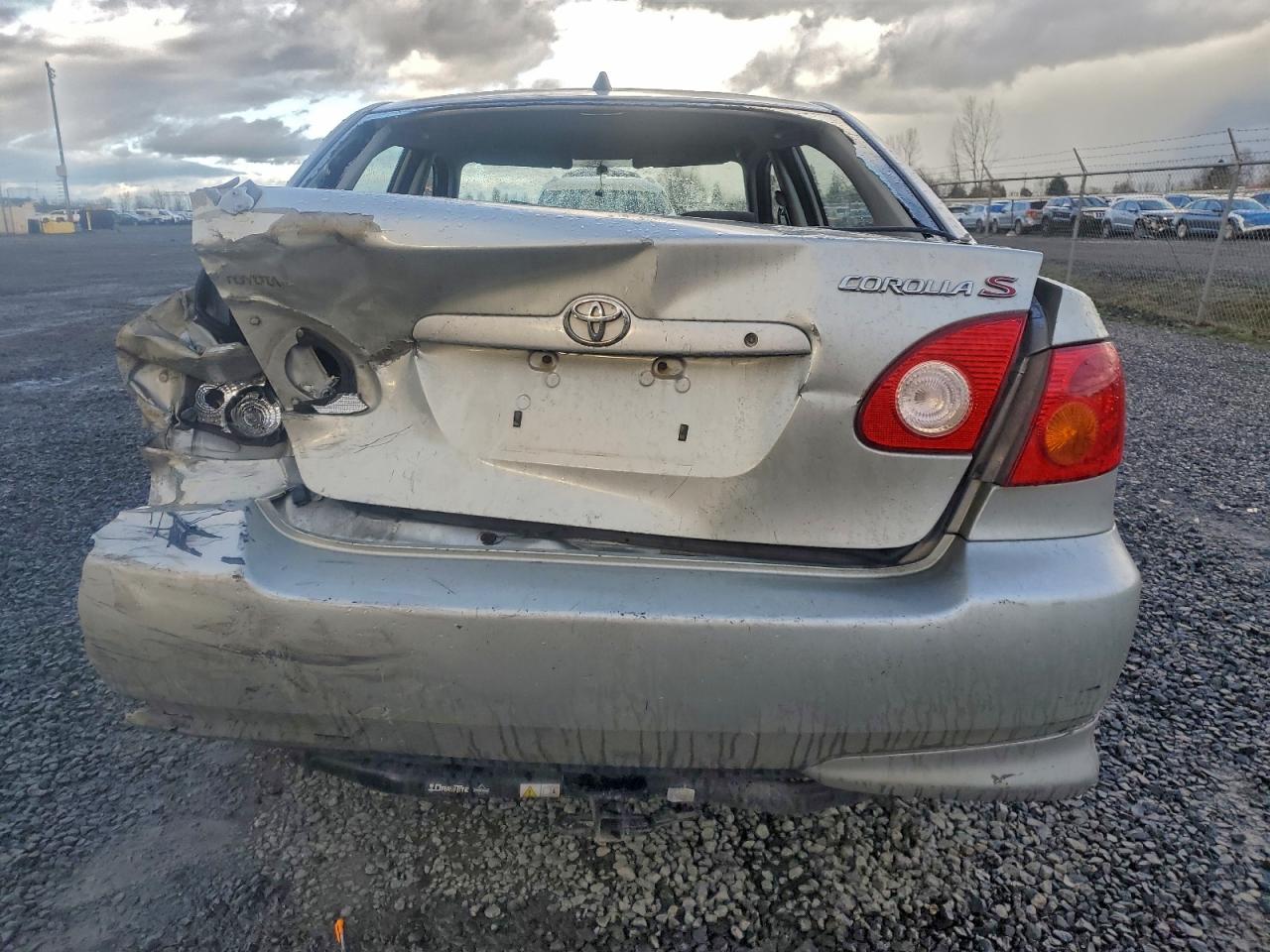2004 TOYOTA COROLLA CE photo 6