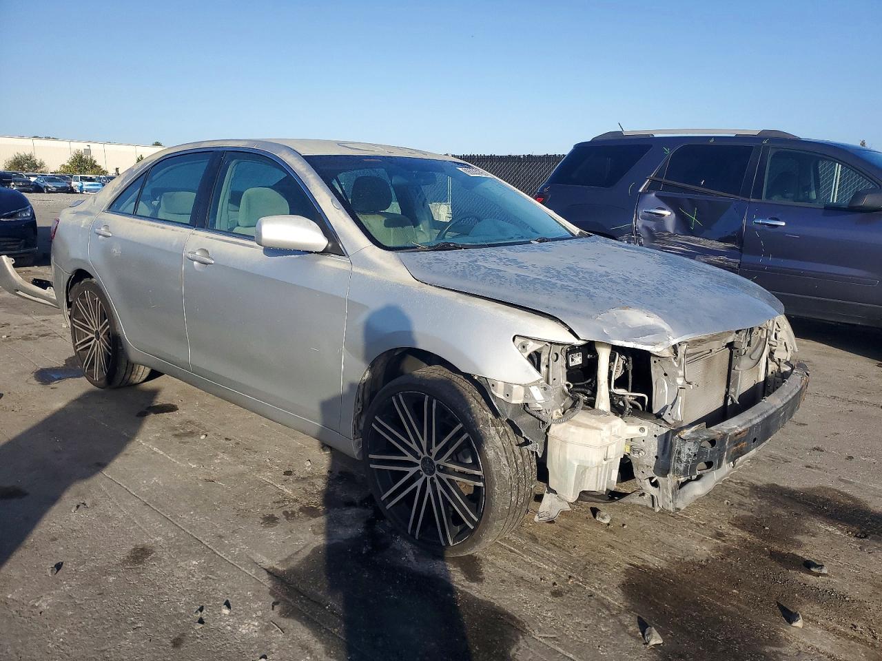 2008 TOYOTA CAMRY LE photo 4