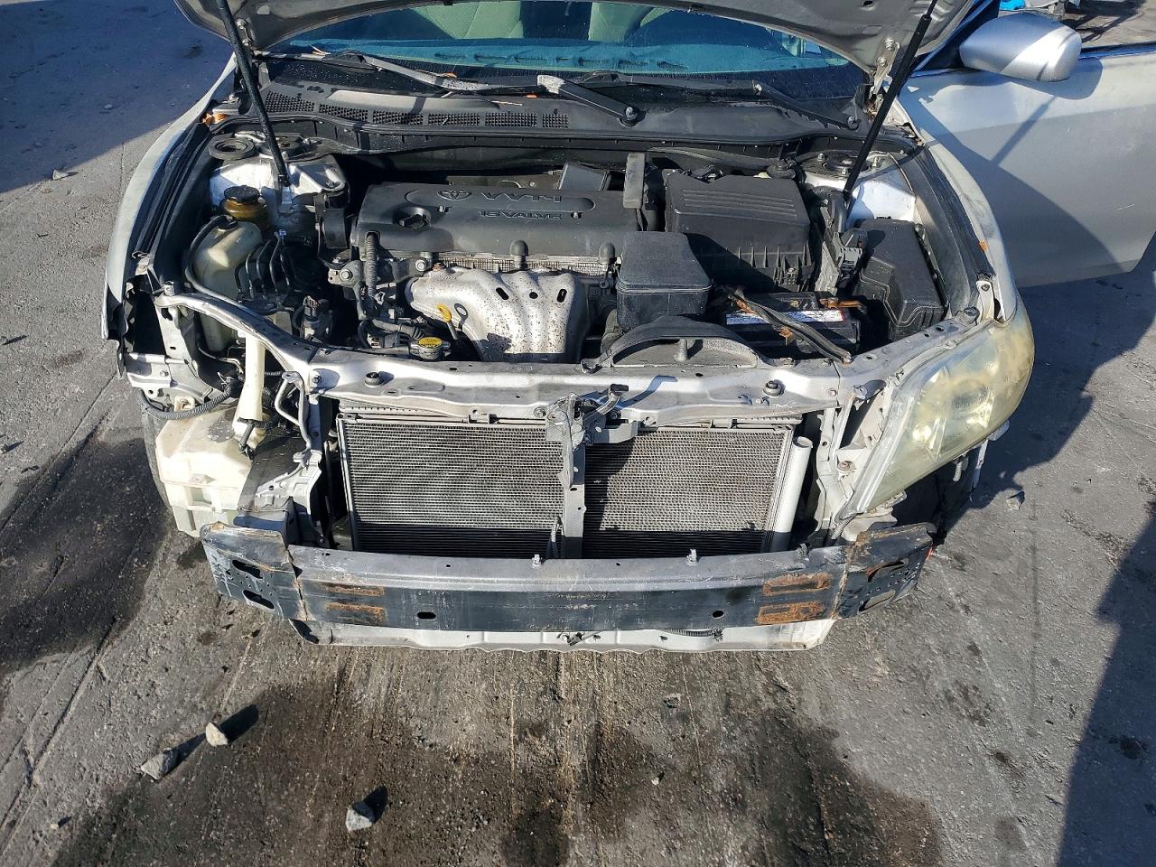 2008 TOYOTA CAMRY LE photo 11