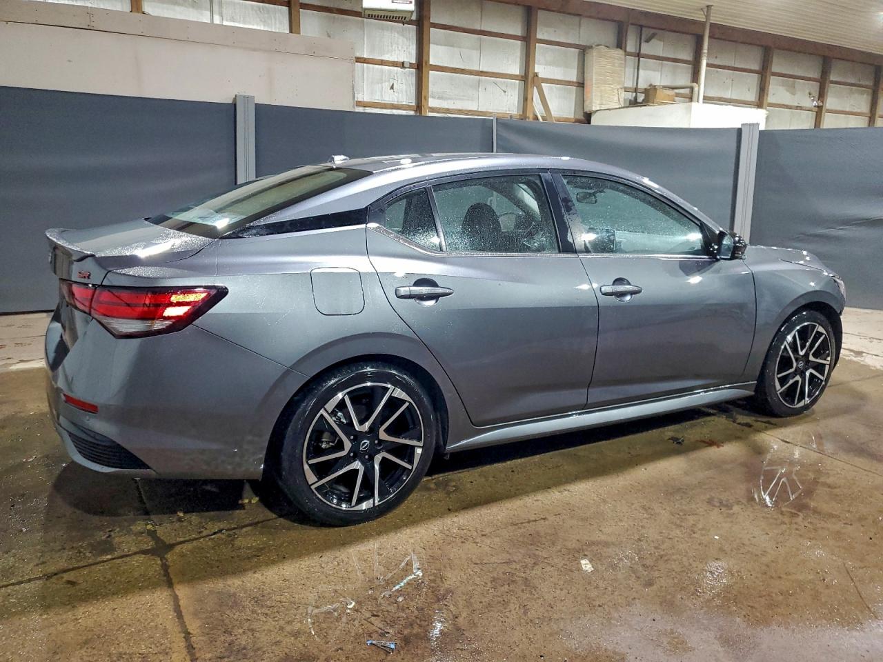 2025 NISSAN SENTRA SR photo 3