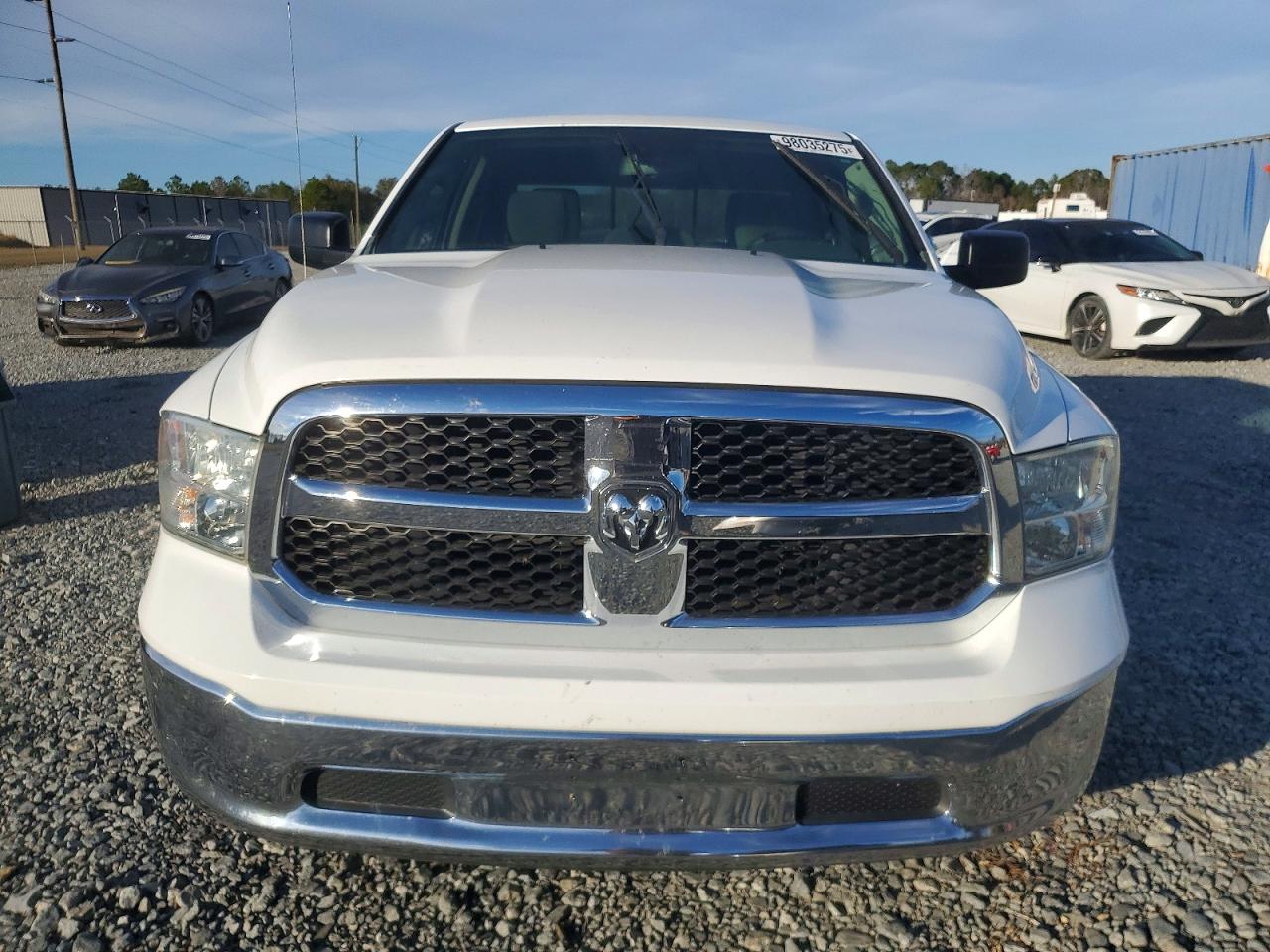 2014 RAM 1500 SLT photo 5