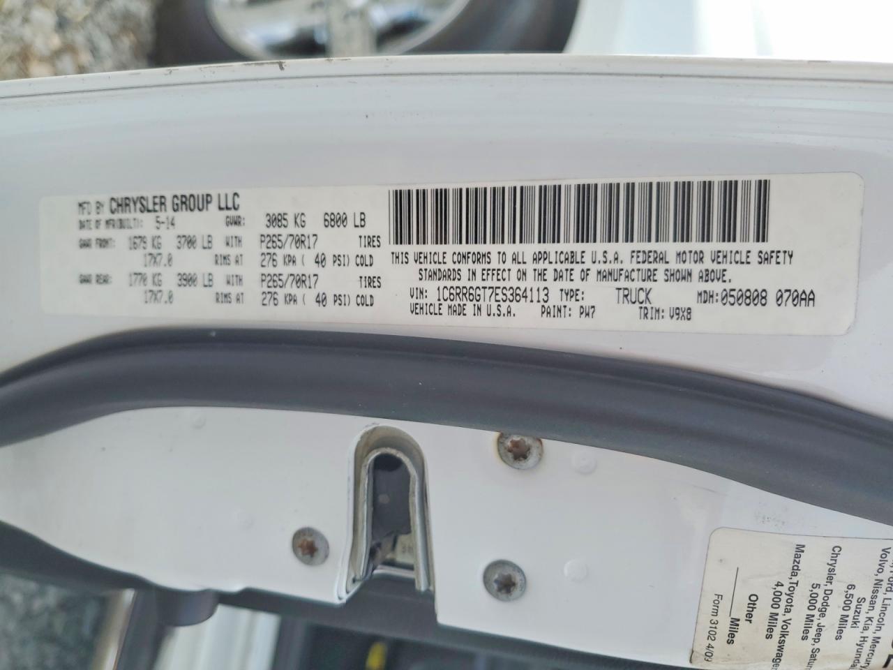 2014 RAM 1500 SLT photo 12