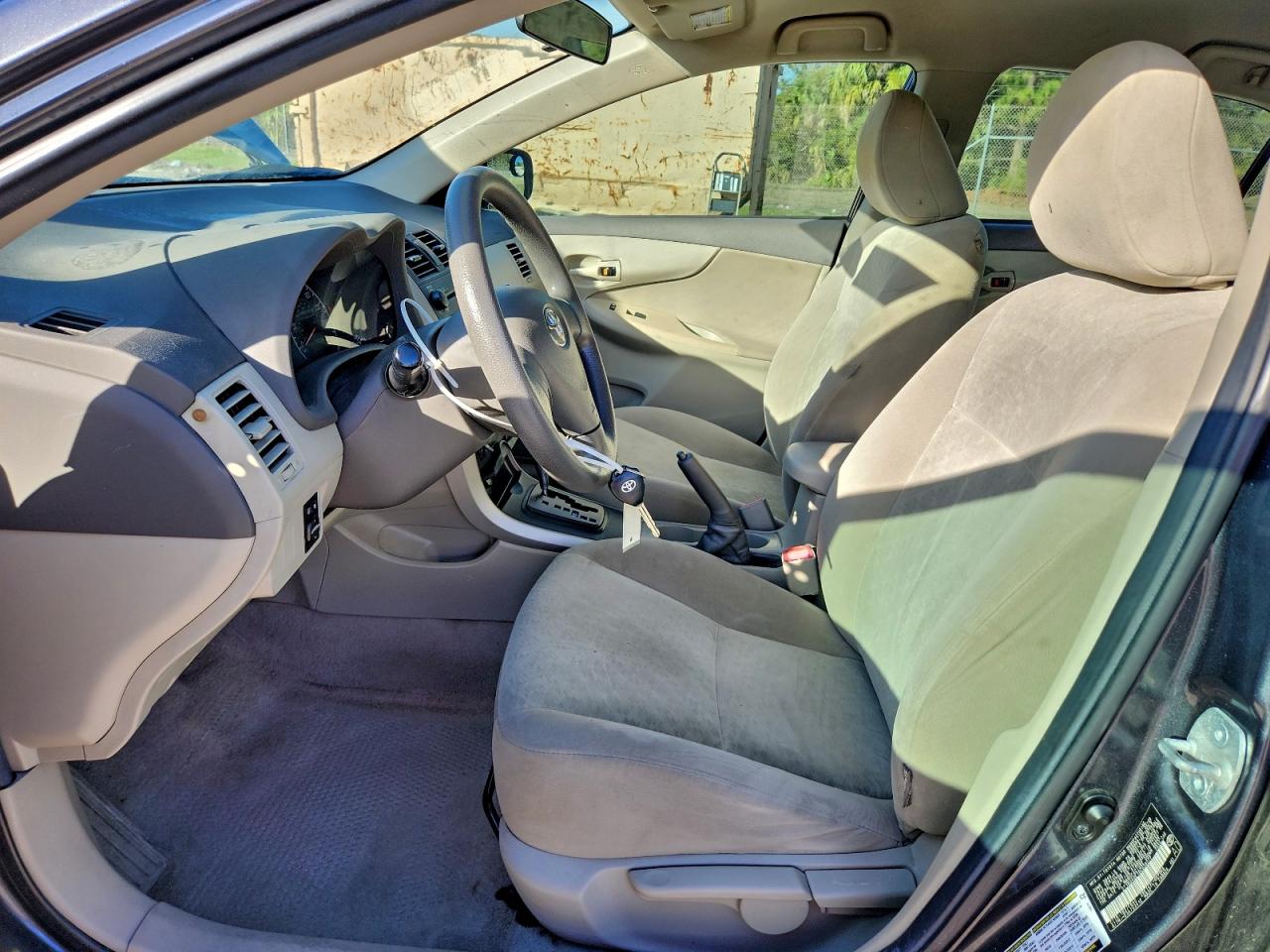 2009 TOYOTA COROLLA BASE photo 7