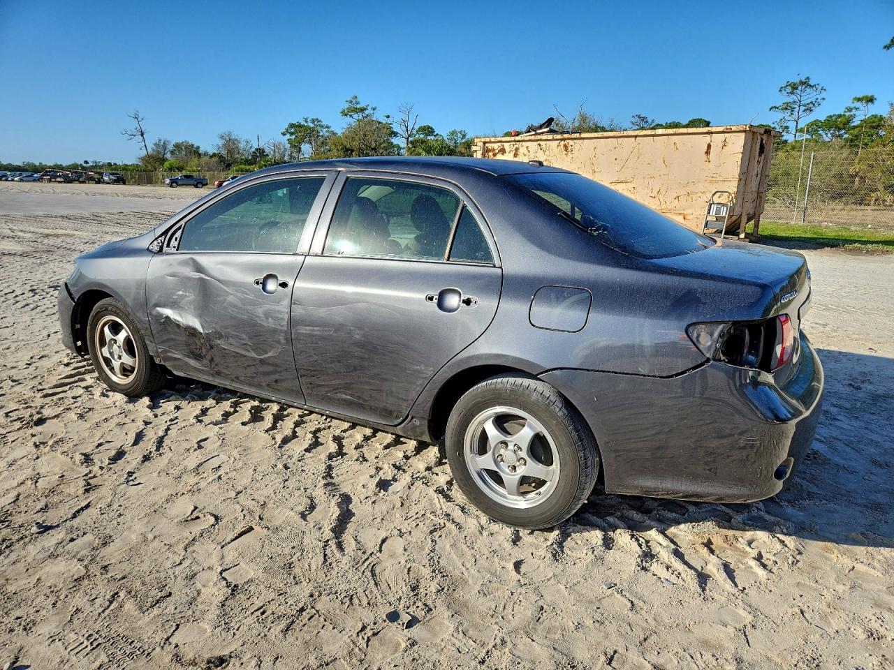 2009 TOYOTA COROLLA BASE photo 2