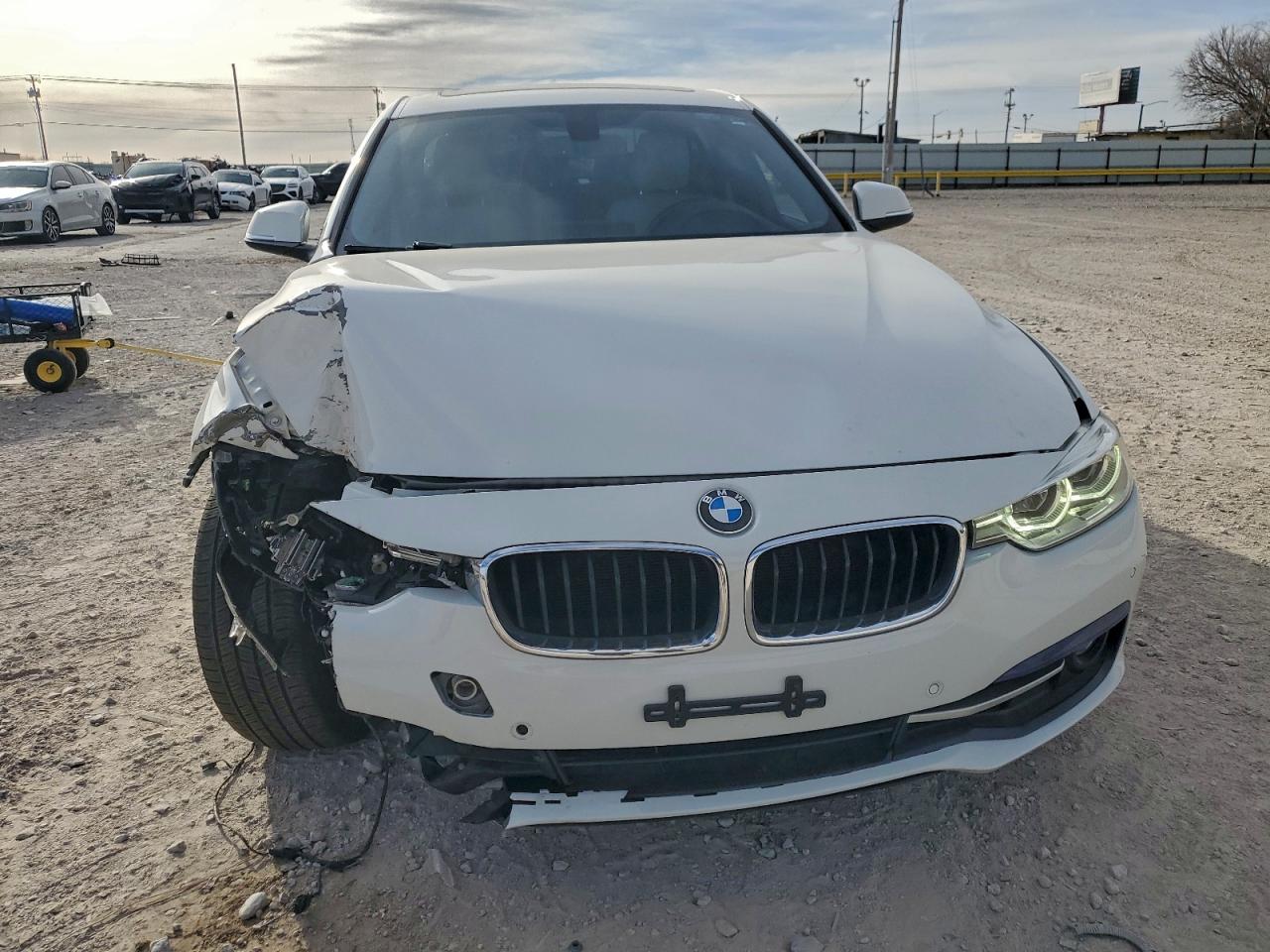 2017 BMW 330 I photo 5