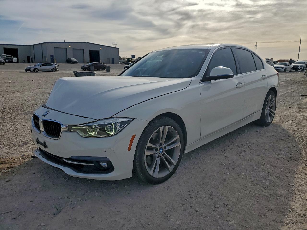 2017 BMW 330