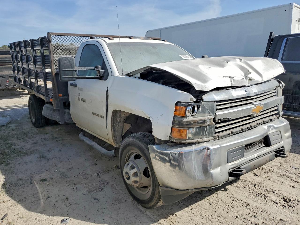 2016 CHEVROLET SILVERADO FLATBED TRUCK photo 4
