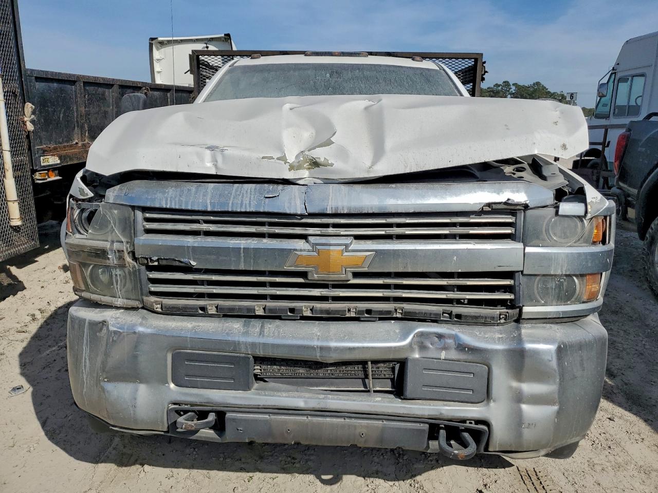2016 CHEVROLET SILVERADO FLATBED TRUCK photo 5
