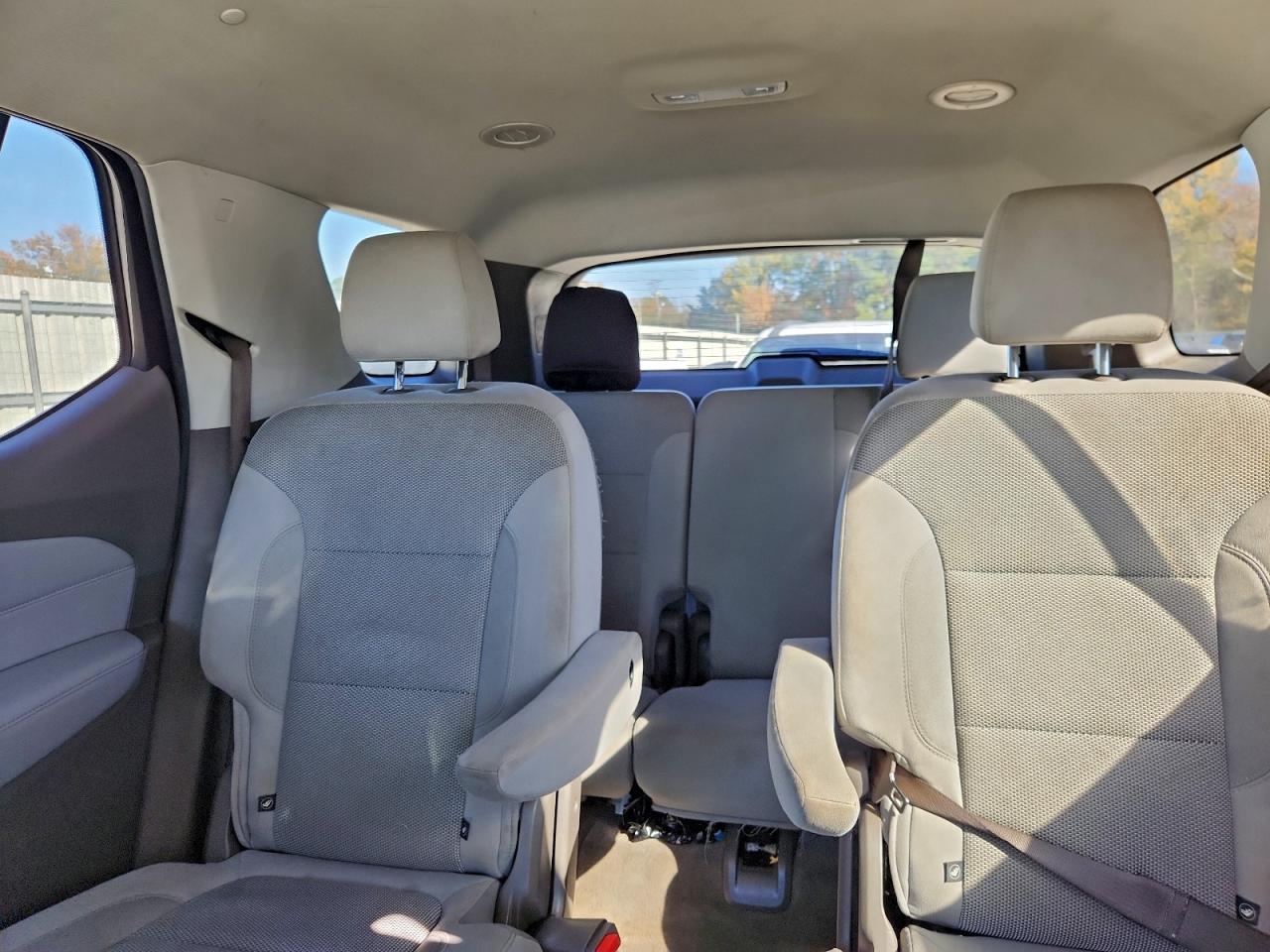 2019 CHEVROLET TRAVERSE LT photo 10