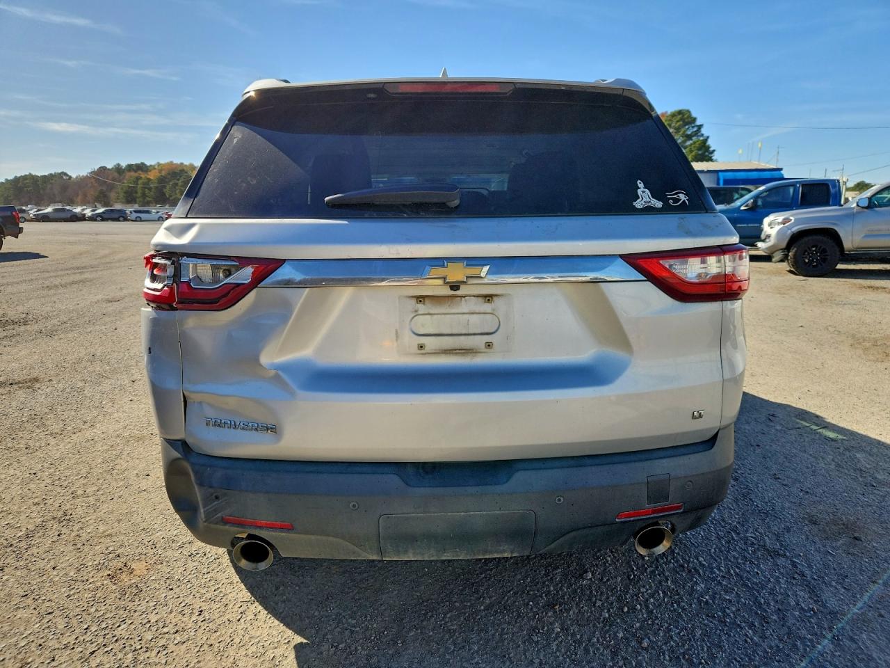 2019 CHEVROLET TRAVERSE LT photo 6