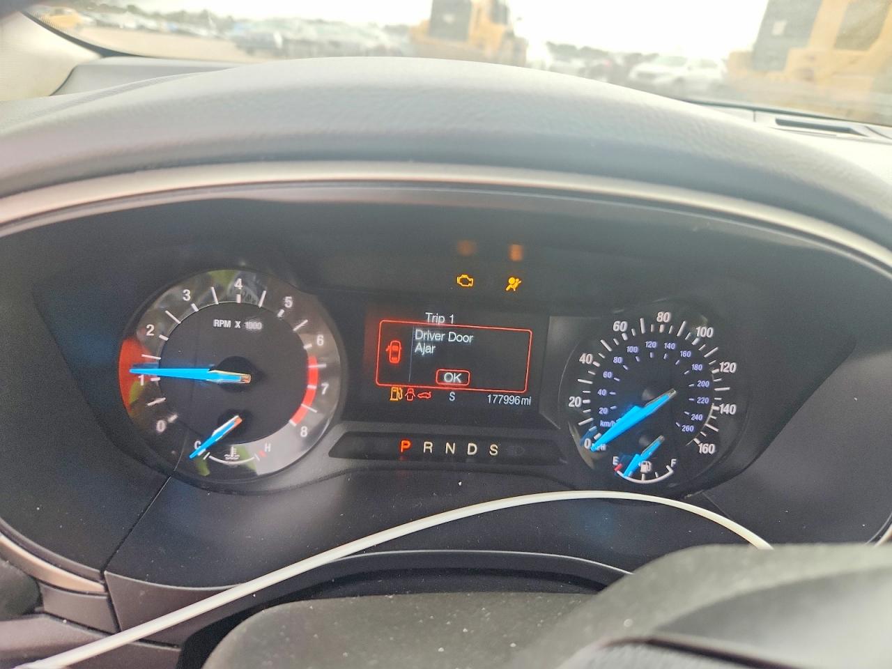 2014 FORD FUSION SE photo 9