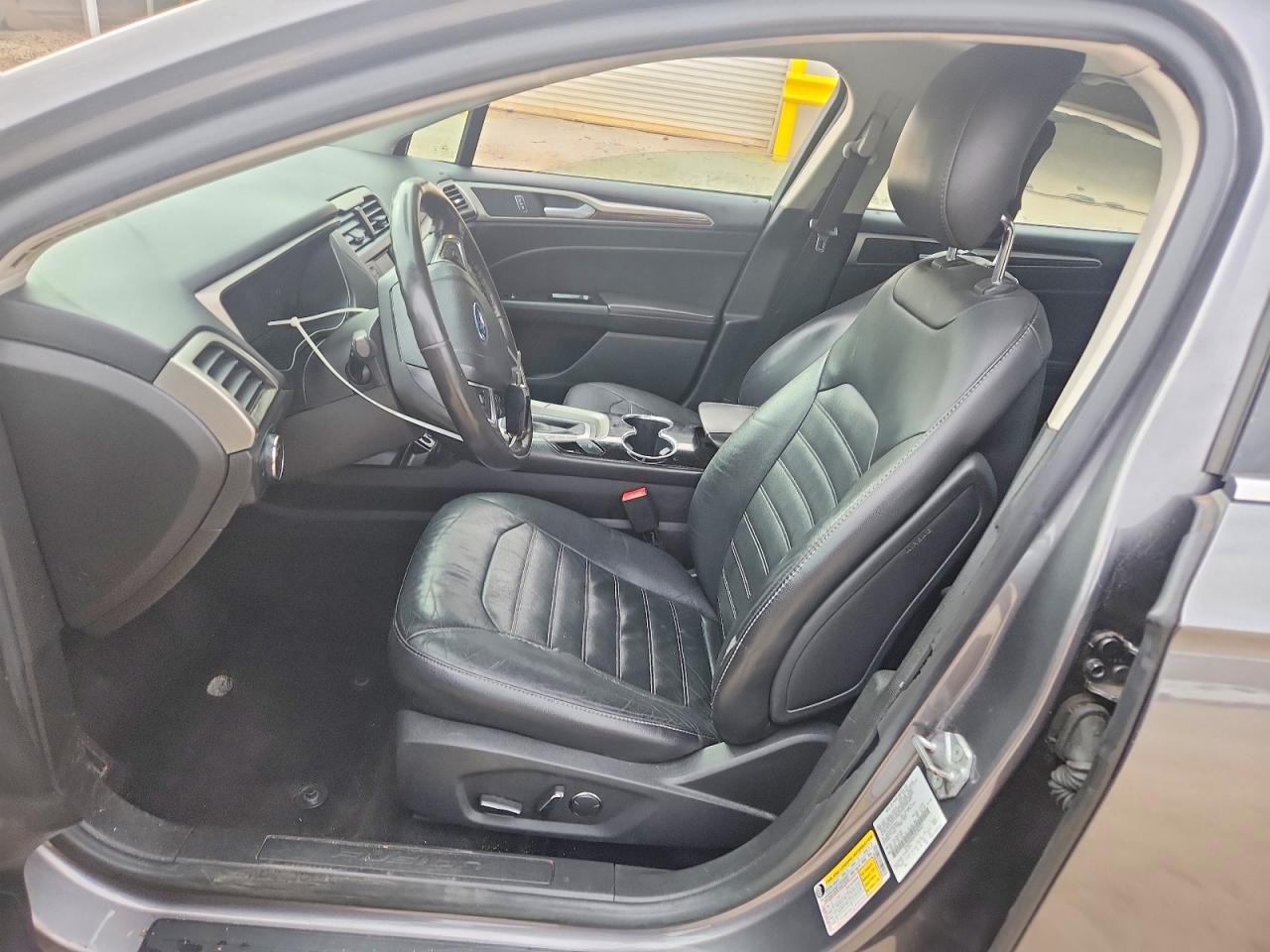 2014 FORD FUSION SE photo 7