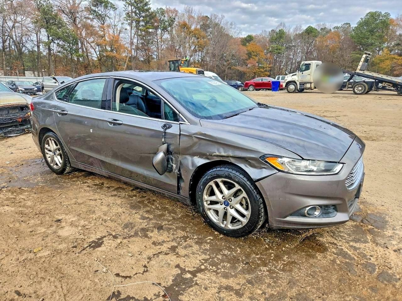 2014 FORD FUSION SE photo 4