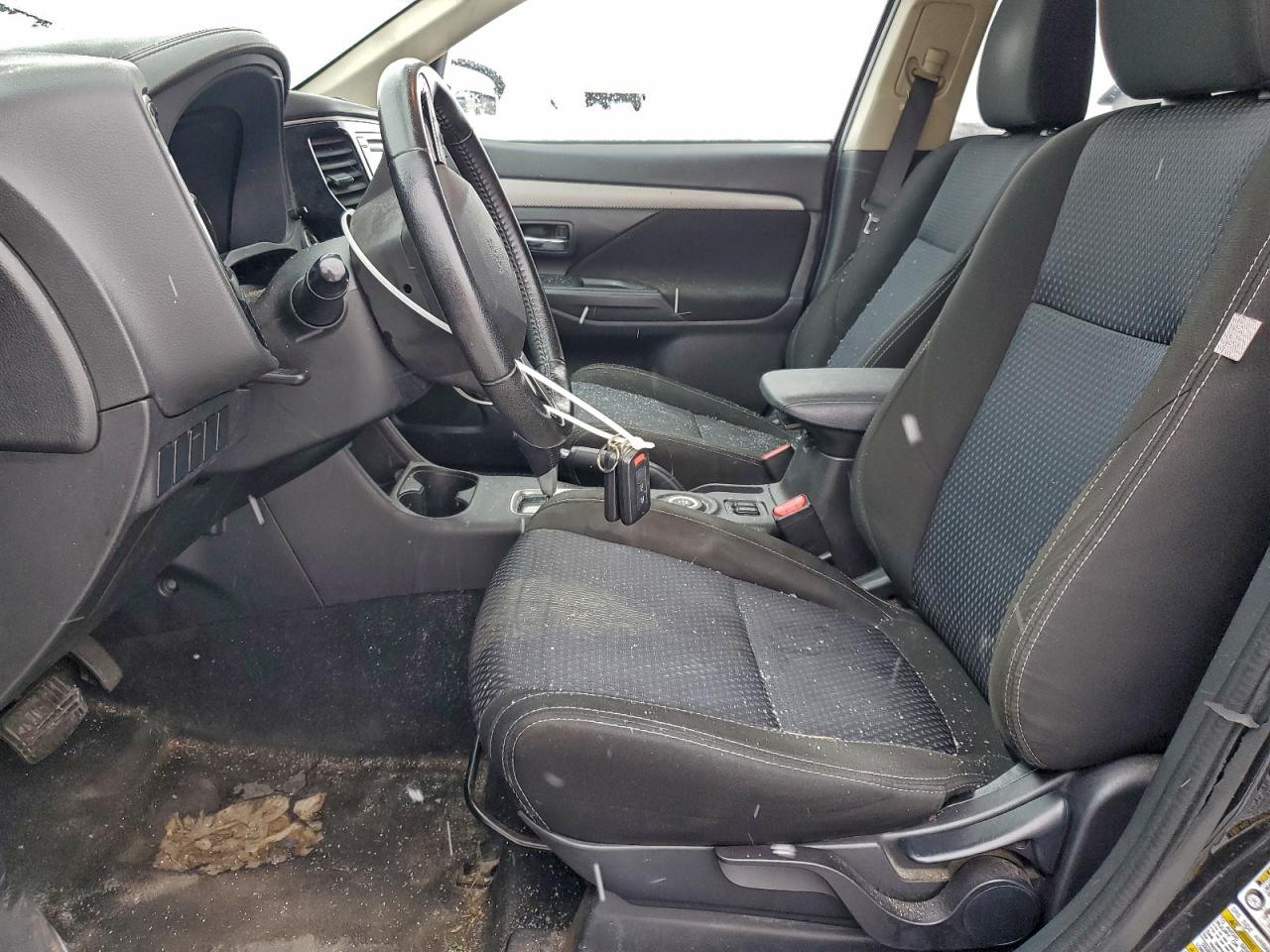 2016 MITSUBISHI OUTLANDER SE photo 7