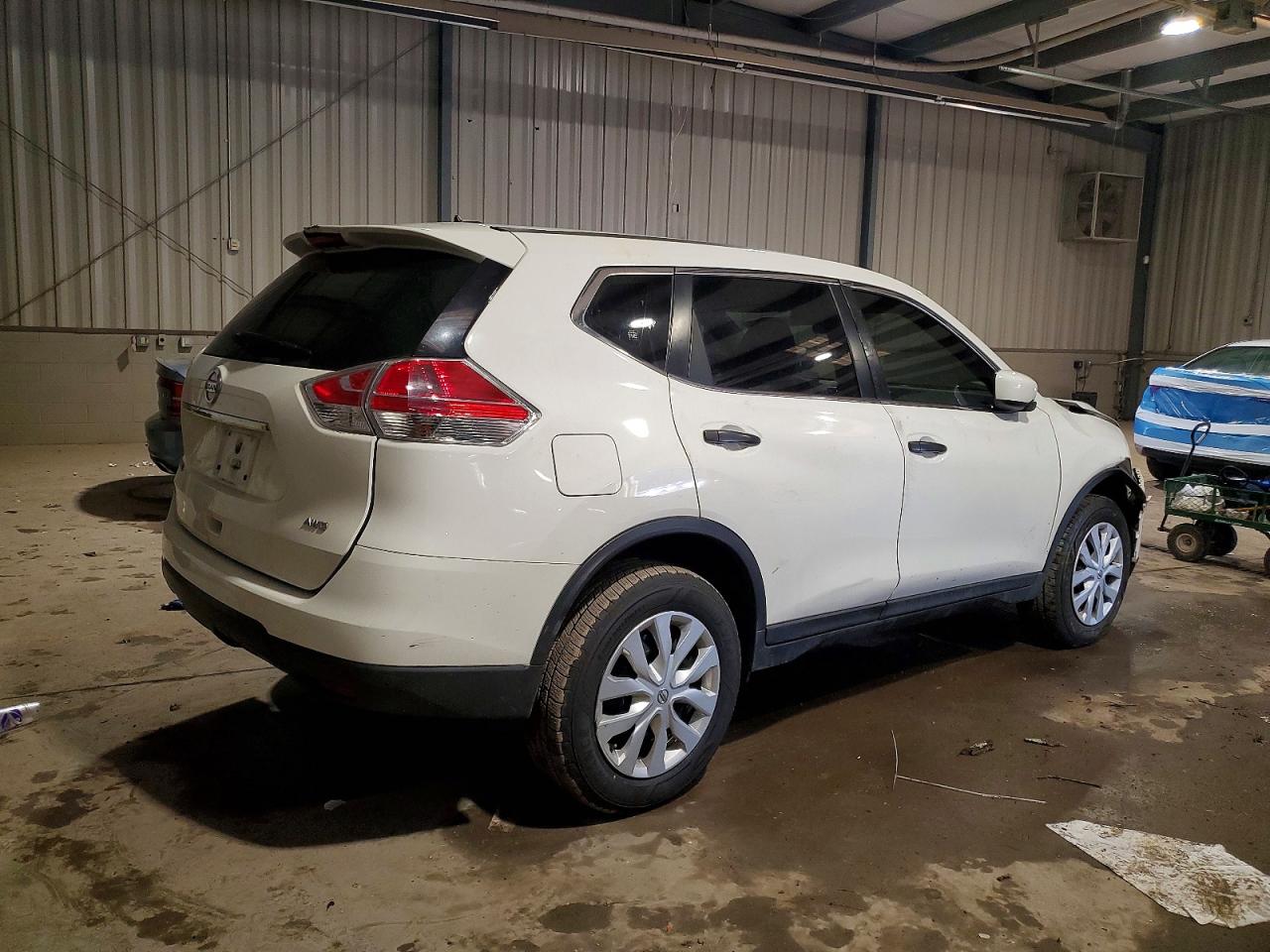 2016 NISSAN ROGUE S photo 5