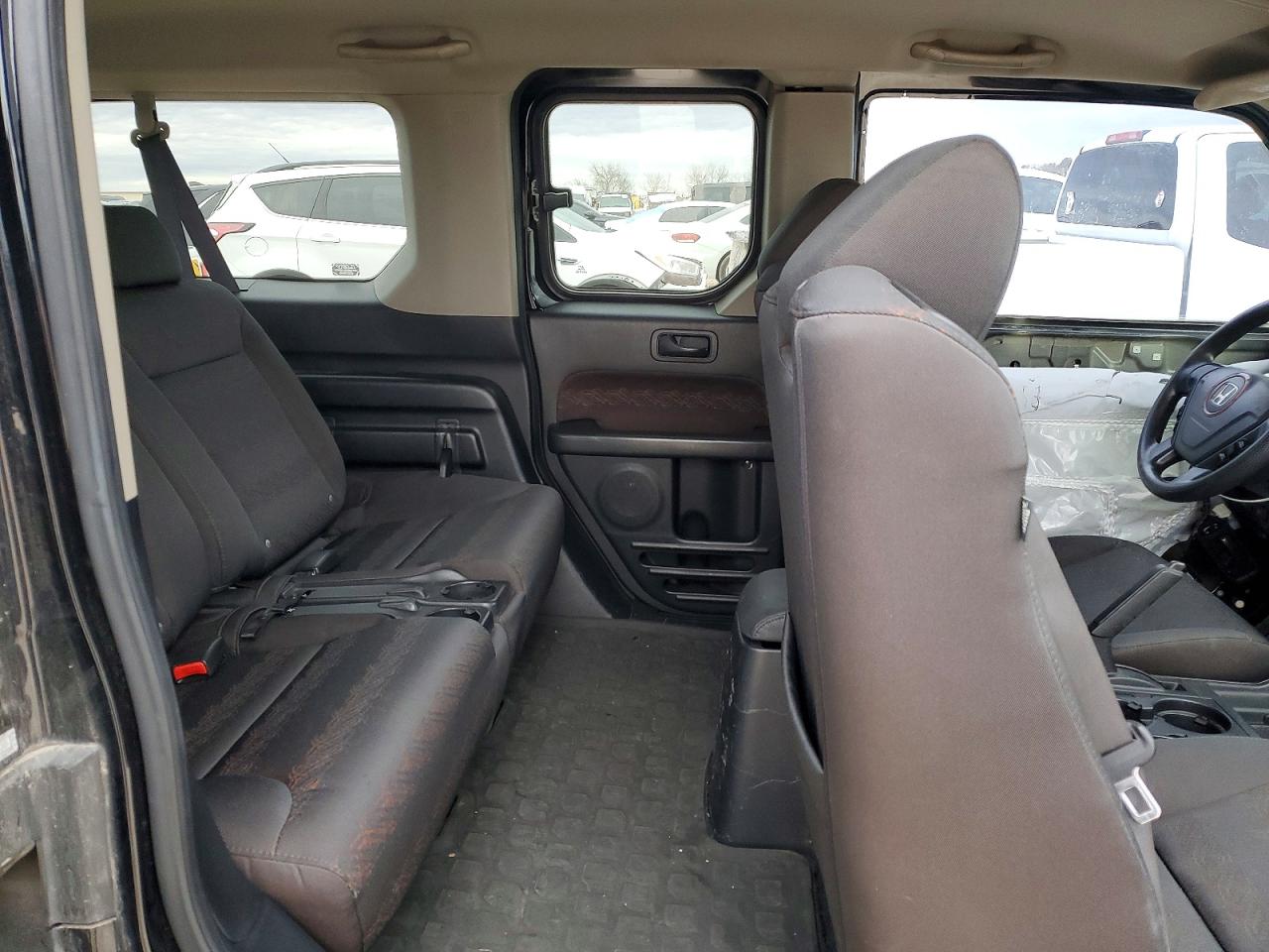 2007 HONDA ELEMENT SC photo 11