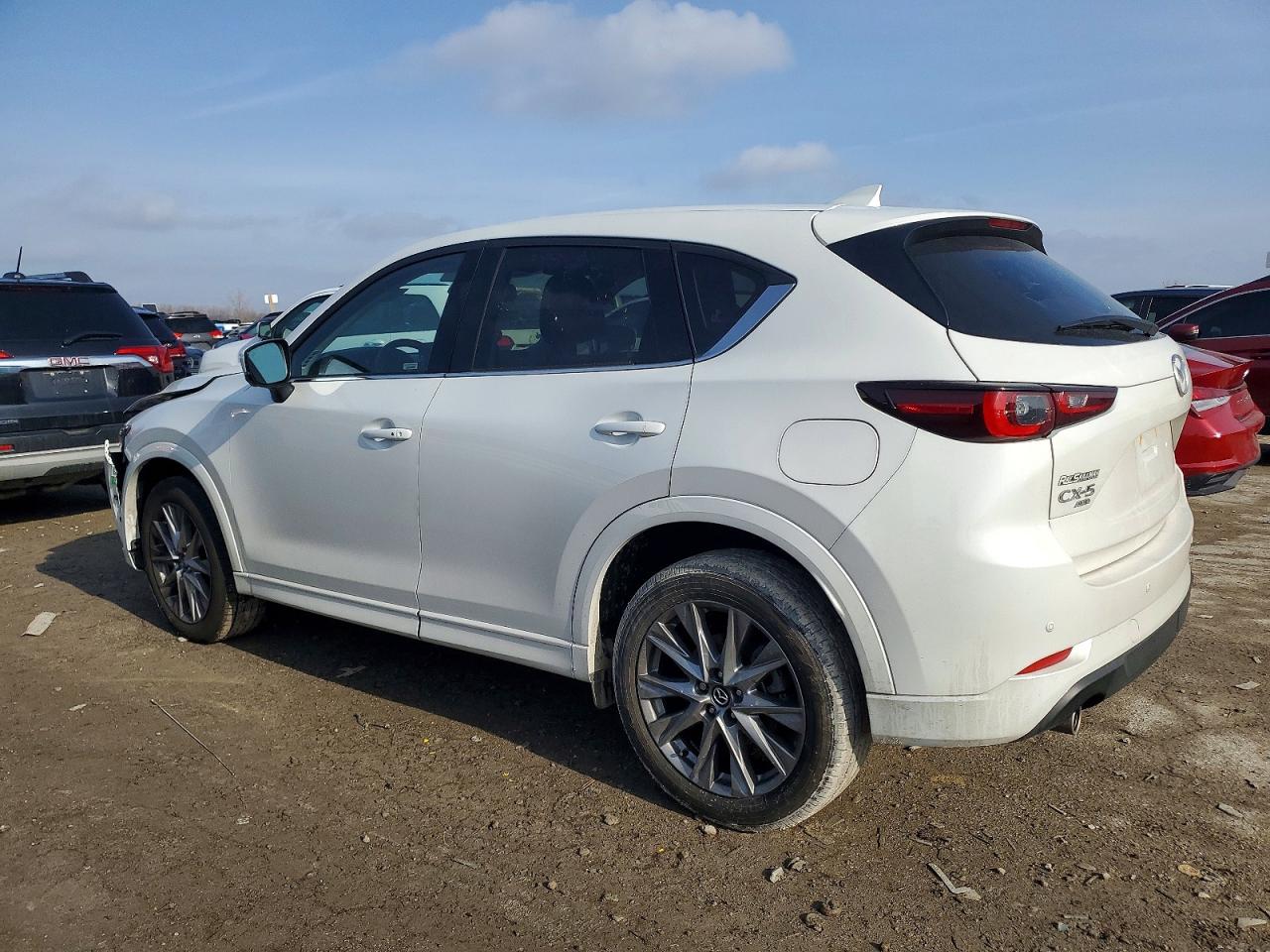 2025 MAZDA CX-5 PREMIUM PLUS photo 4