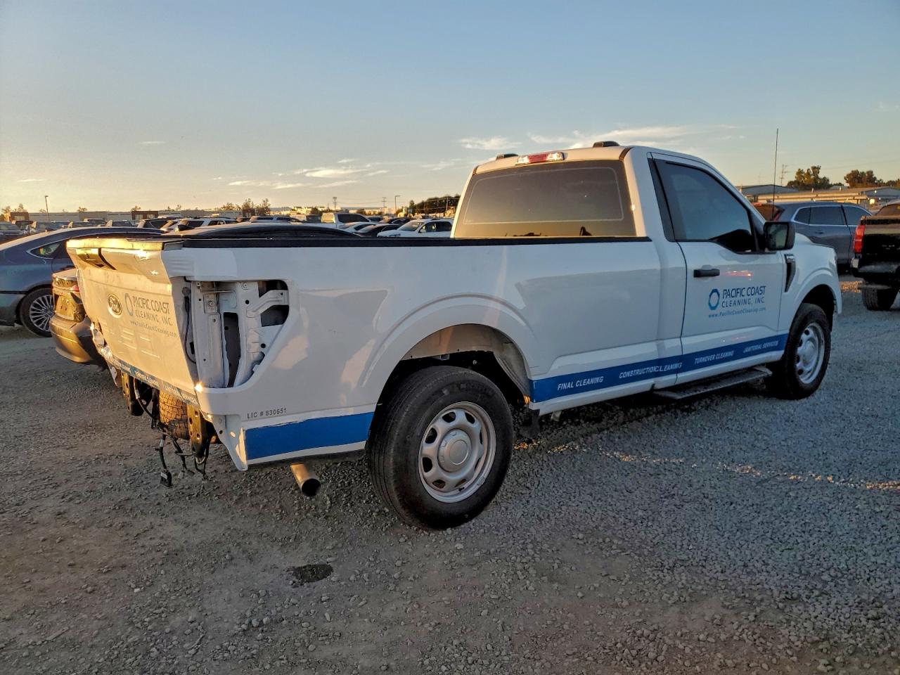 2025 FORD F150 XL photo 3