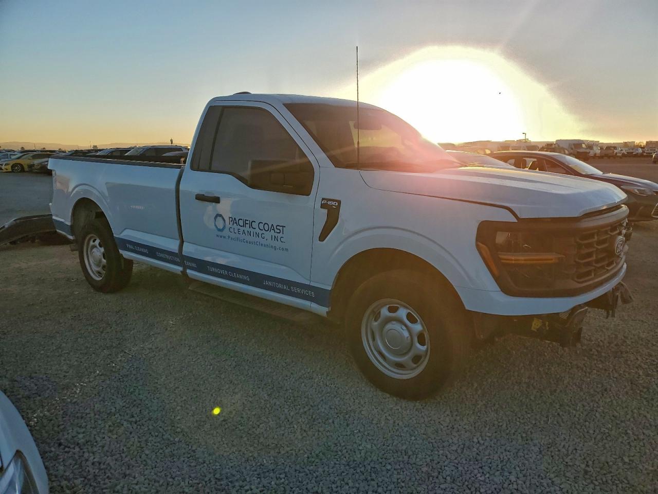 2025 FORD F150 XL photo 4