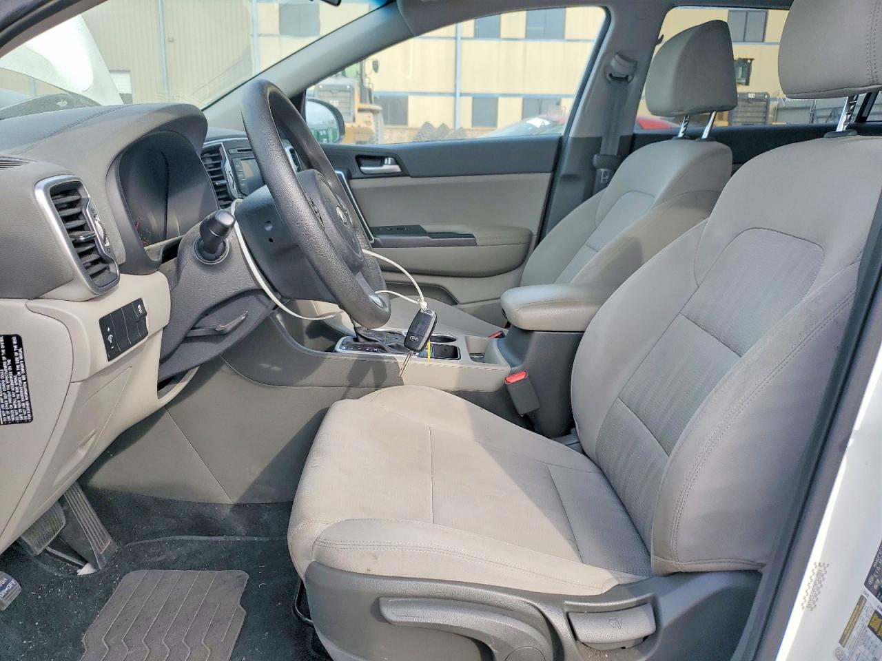 2019 KIA SPORTAGE LX photo 13