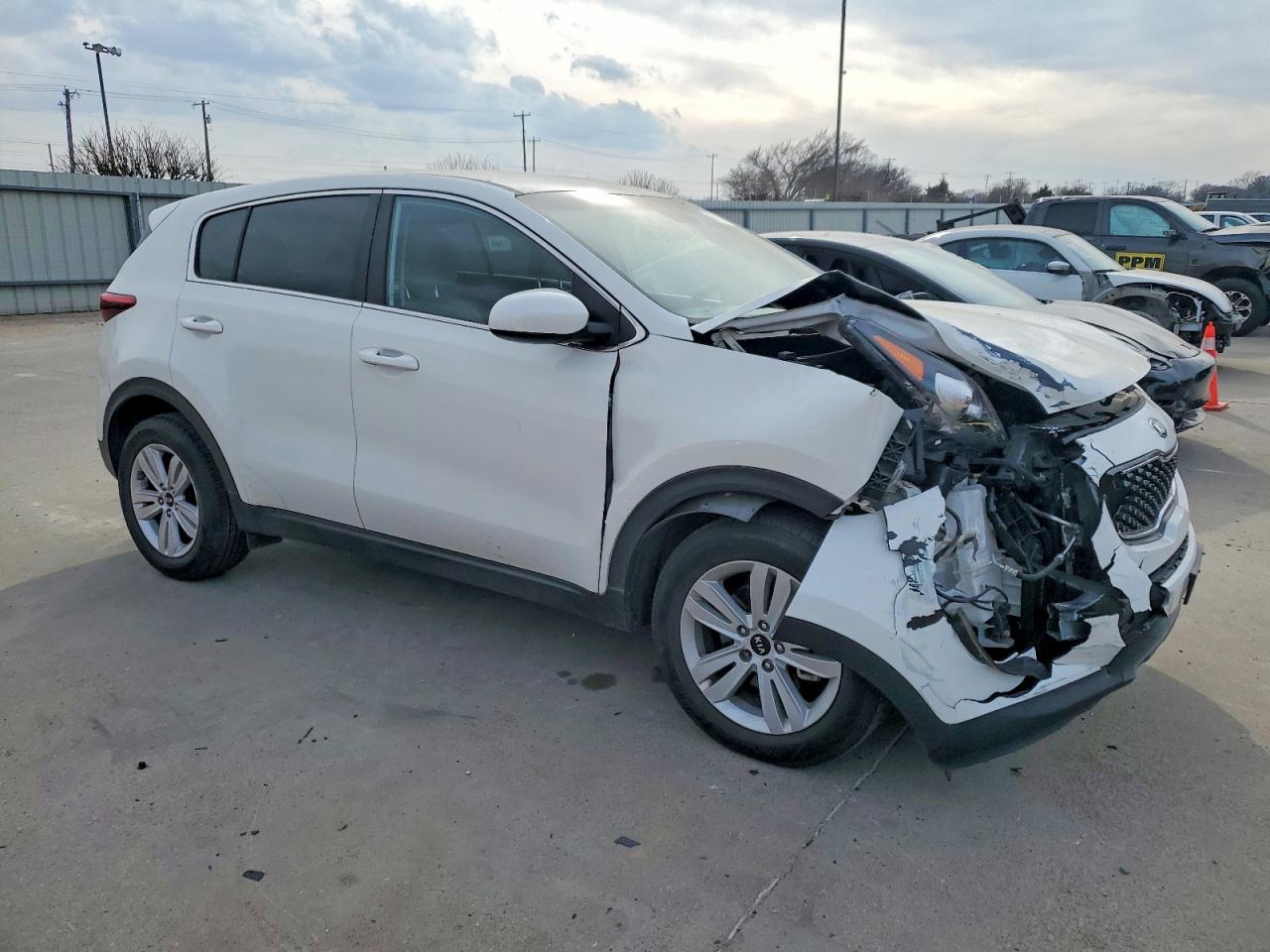 2019 KIA SPORTAGE LX photo 7