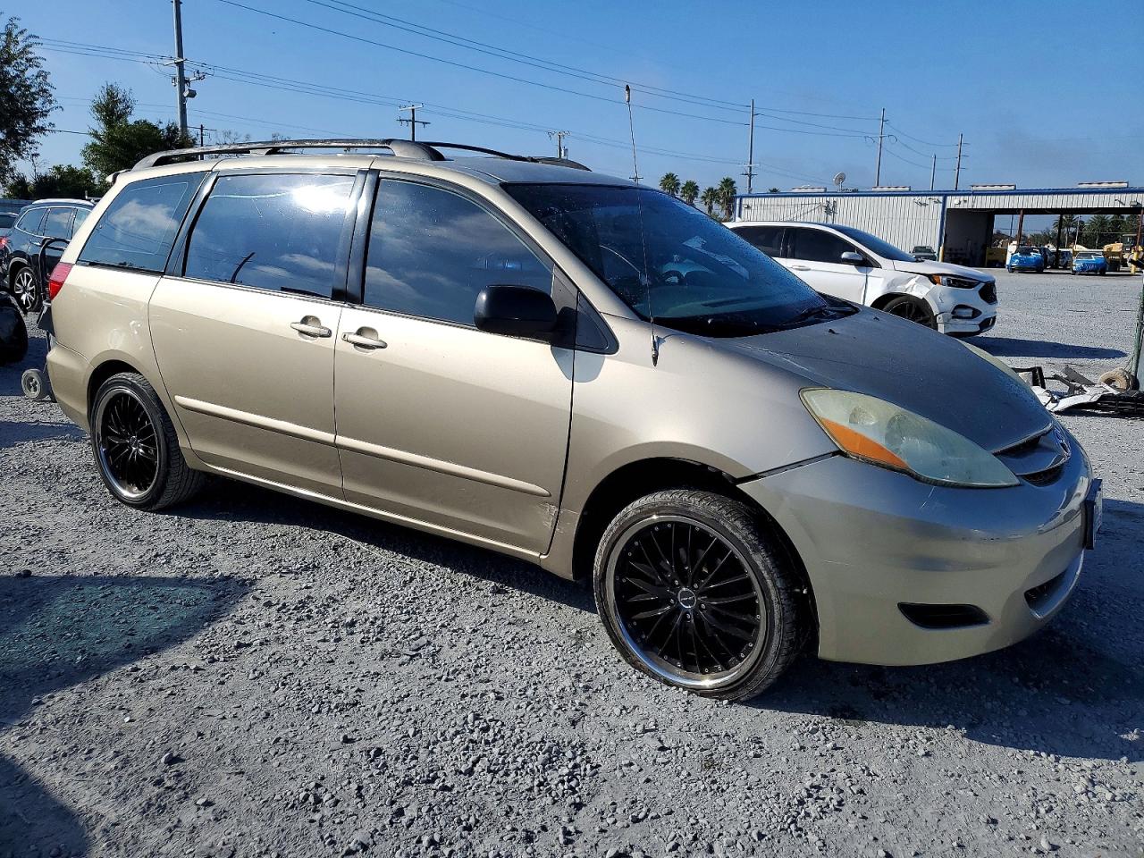 2006 TOYOTA SIENNA CE photo 4