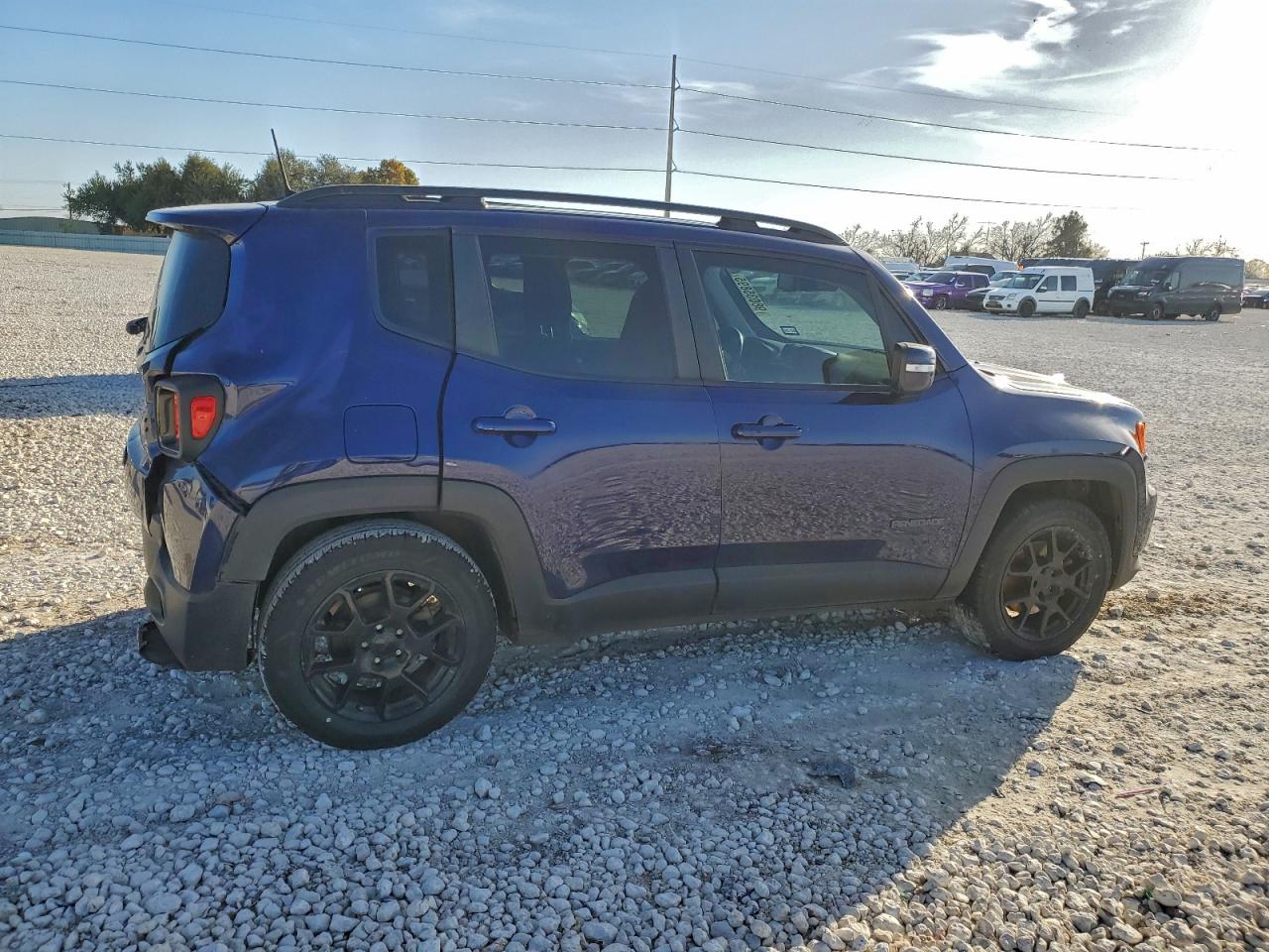2020 JEEP RENEGADE LATITUDE photo 3