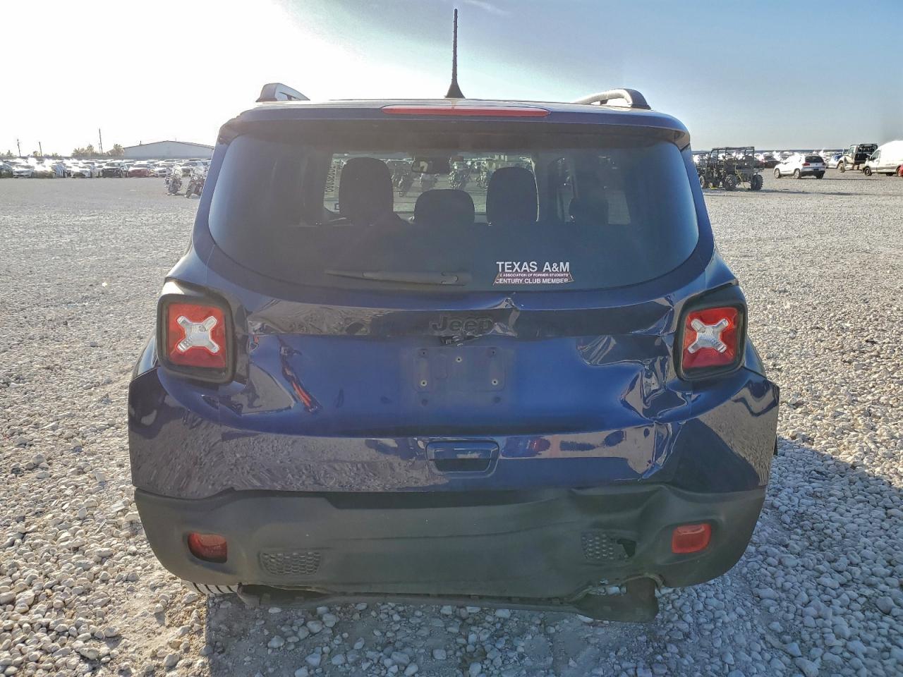 2020 JEEP RENEGADE LATITUDE photo 6