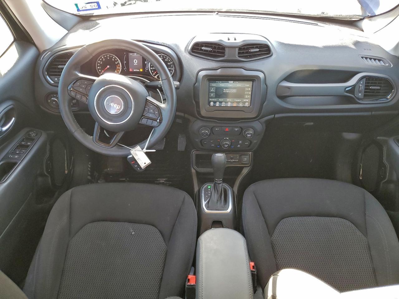 2020 JEEP RENEGADE LATITUDE photo 8